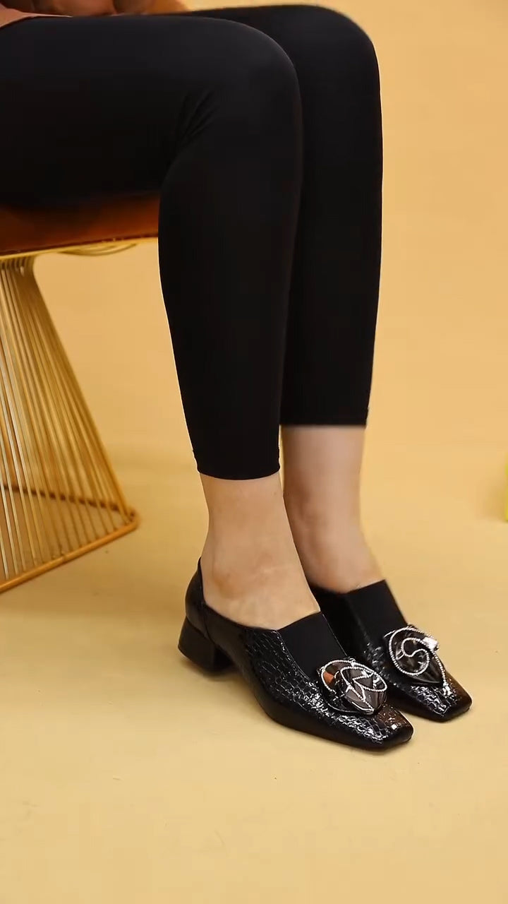 Chunky Heel Chic Crocodile-Embossed Square Toe shoes