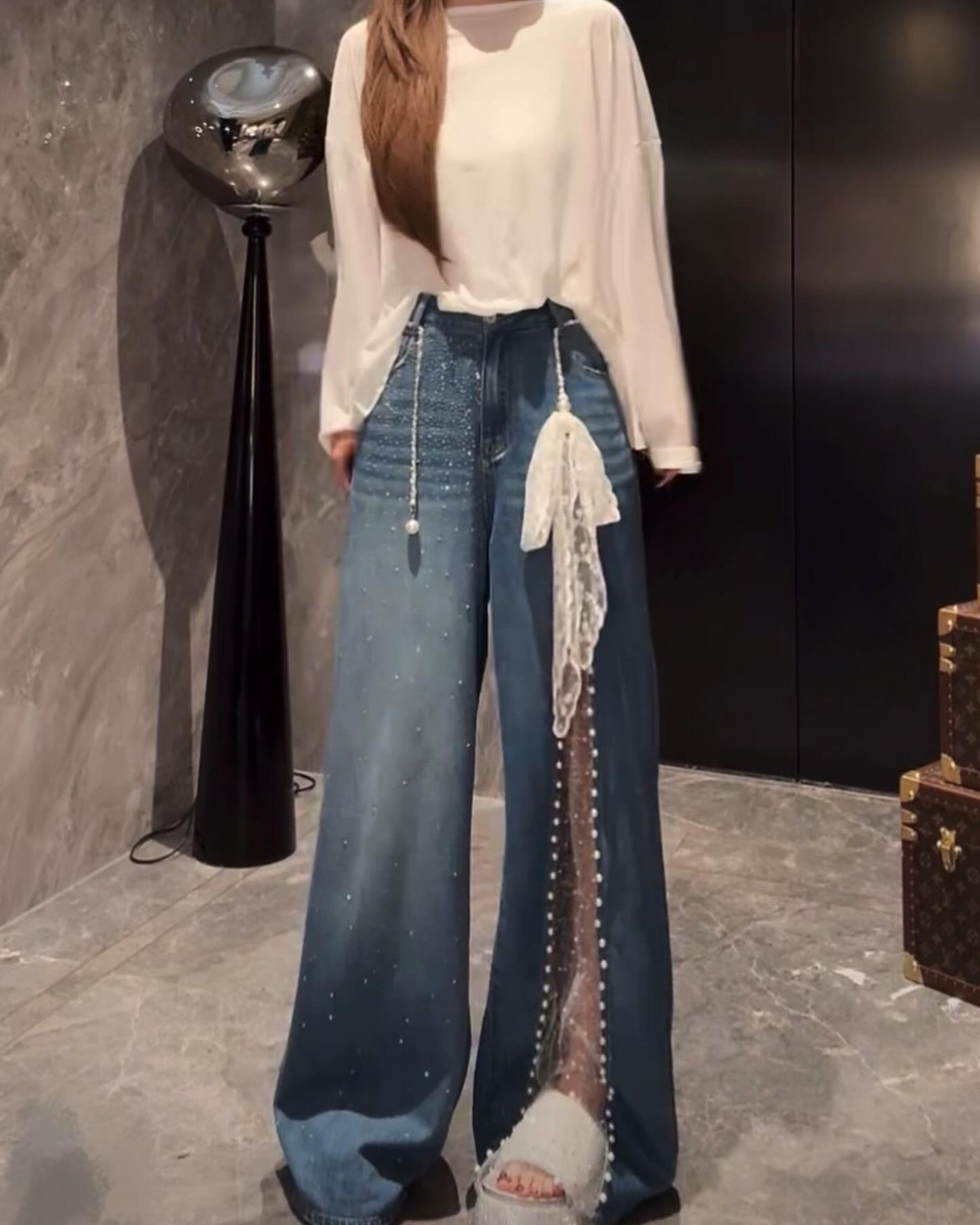 Pearl lace jeans