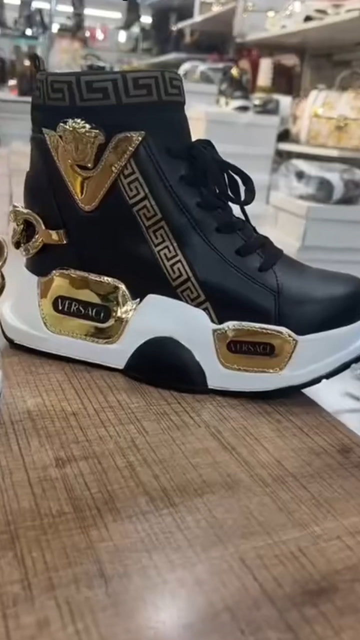 Gorgon Boots
