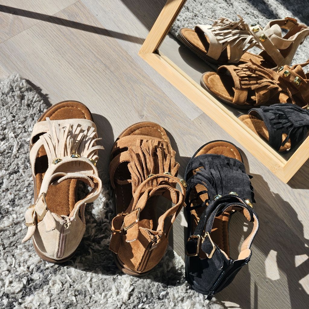 Studded flat sandals