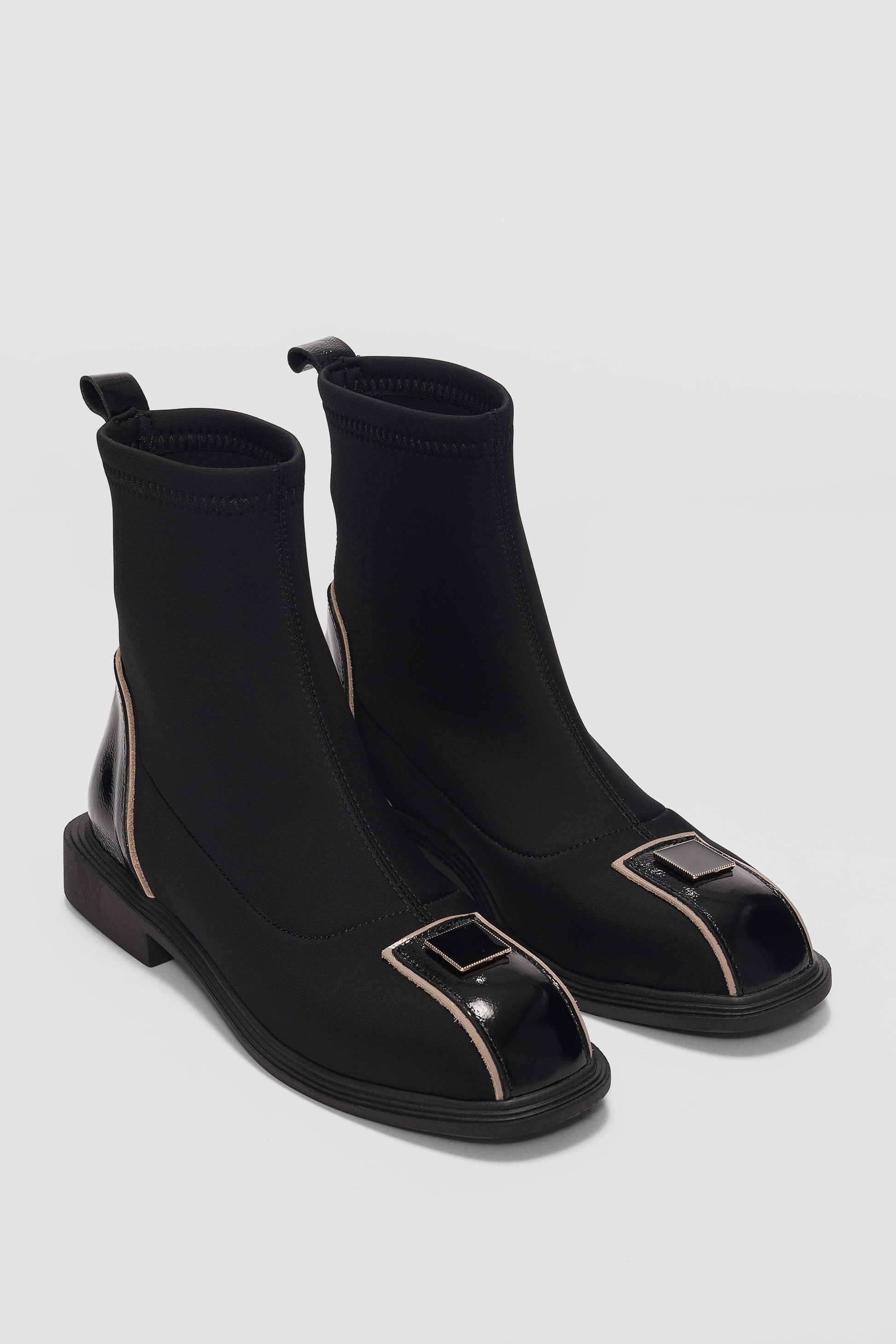 Snug Front Square Accessory Women's Stretch Boots