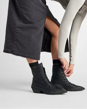 Chuck 70 Pointed Leather