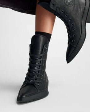 Chuck 70 Pointed Leather