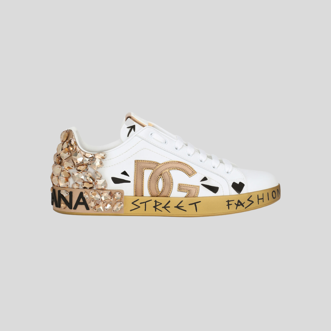 logo-patch lace-up sneakers