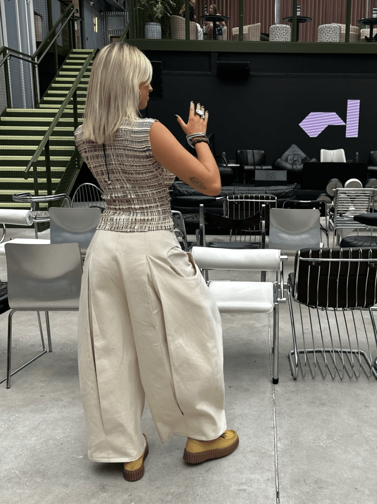 CREAM EXTREME PLEAT