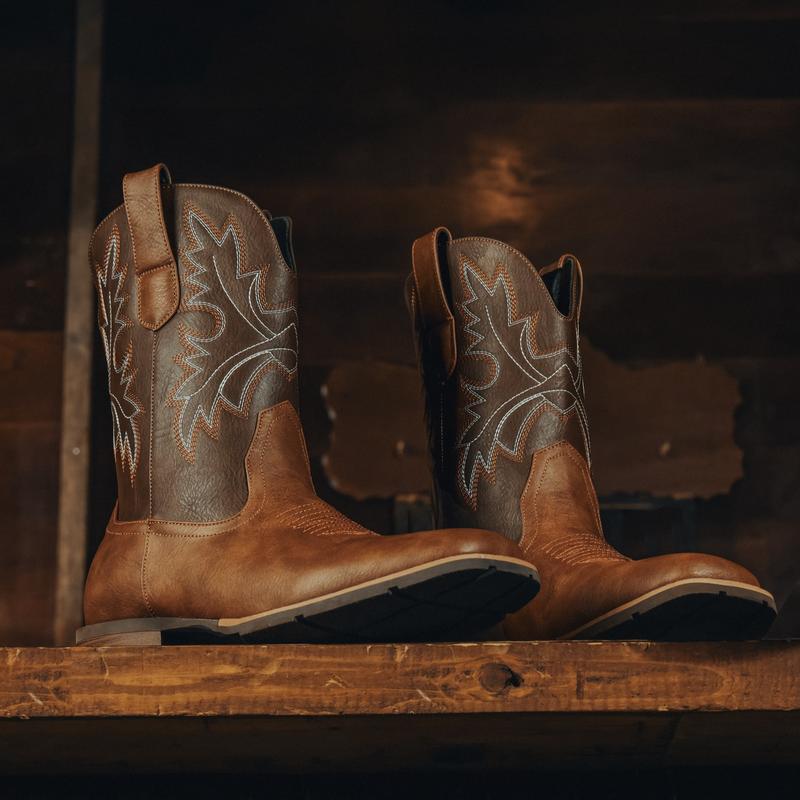 Square Toe Botas with Classic Embroidered