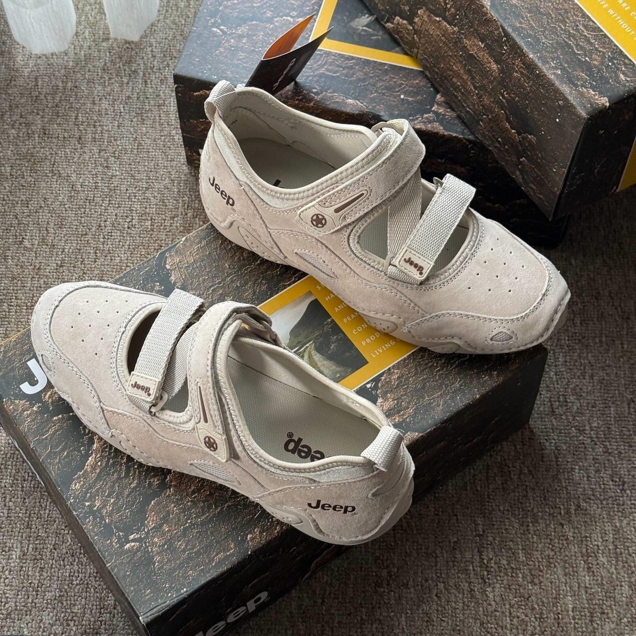 Outdoor Shoes Women's Low Top Grey
