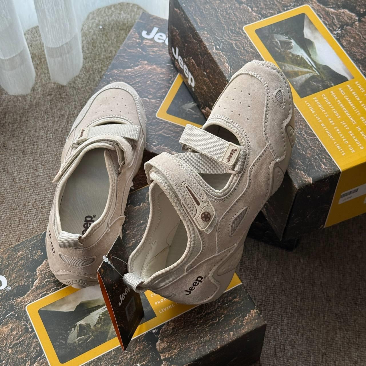 Outdoor Shoes Women's Low Top Grey