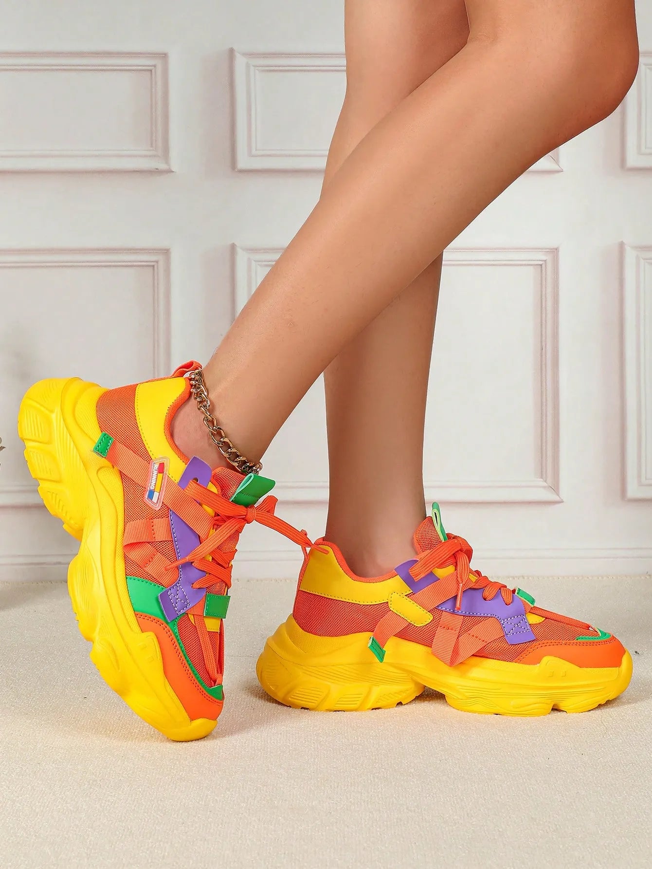Dopamine Inspired Color-Block Pumps