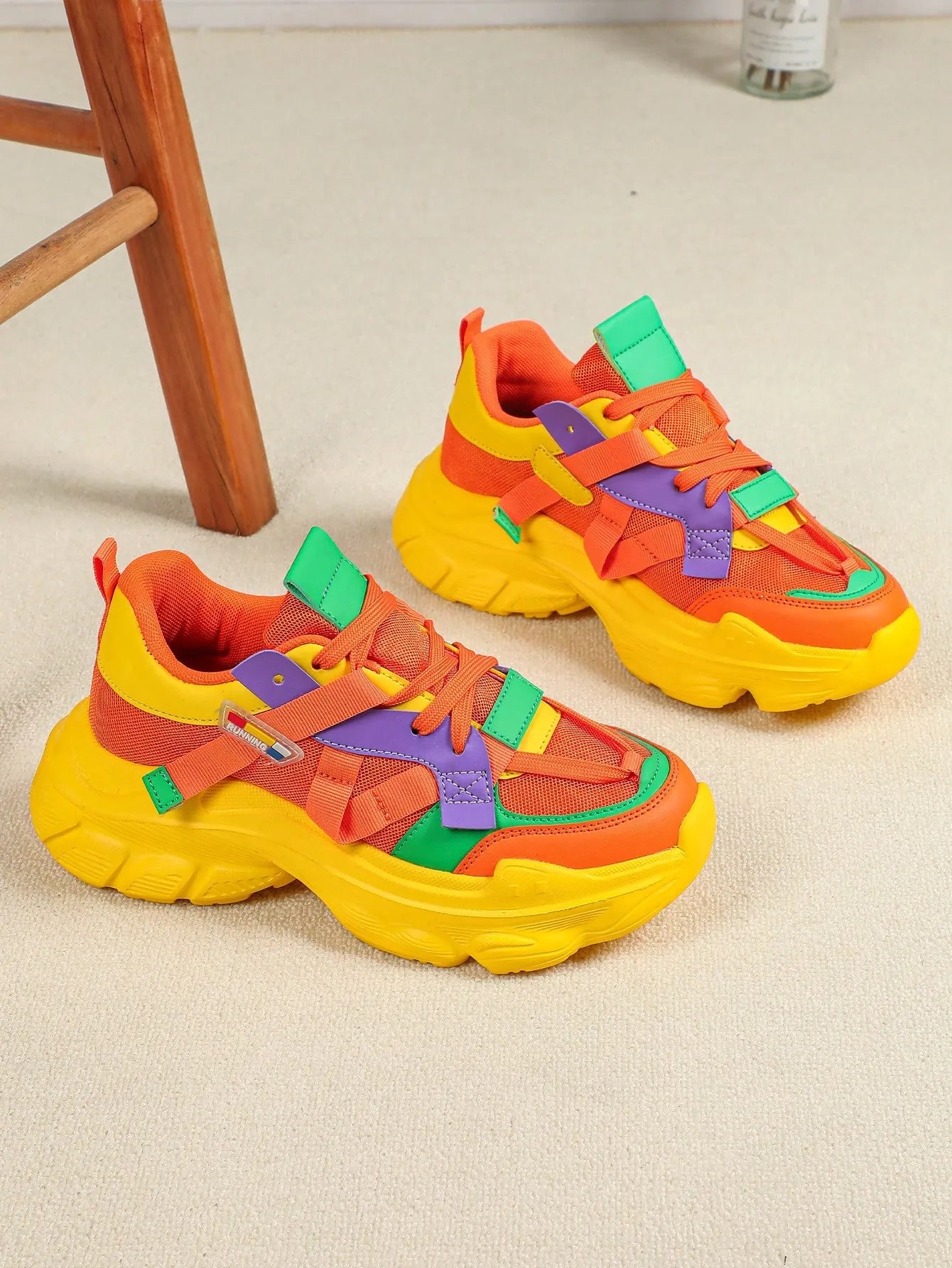Dopamine Inspired Color-Block Pumps