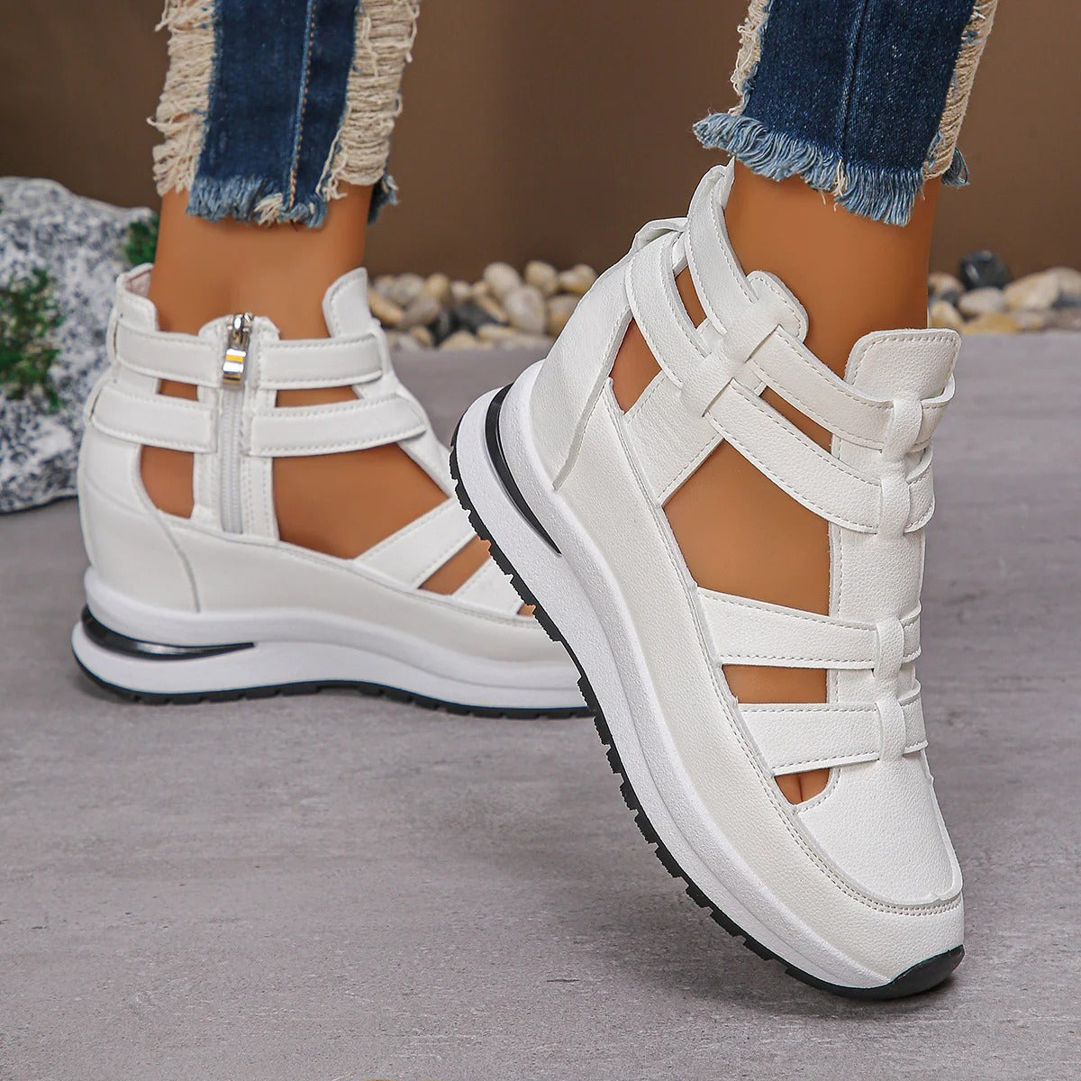 Women's Close-toed Hollow-out Sandals