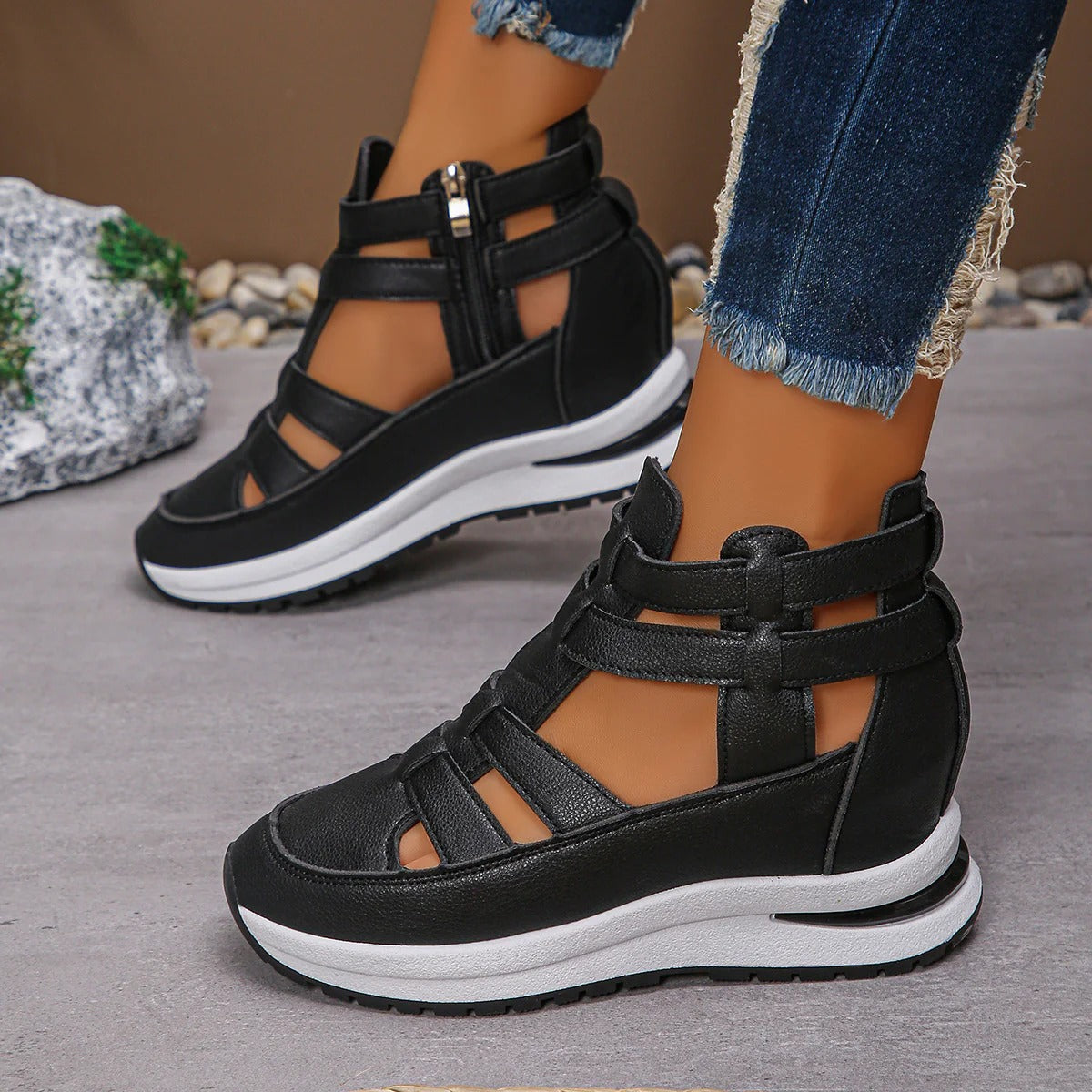 Women's Close-toed Hollow-out Sandals
