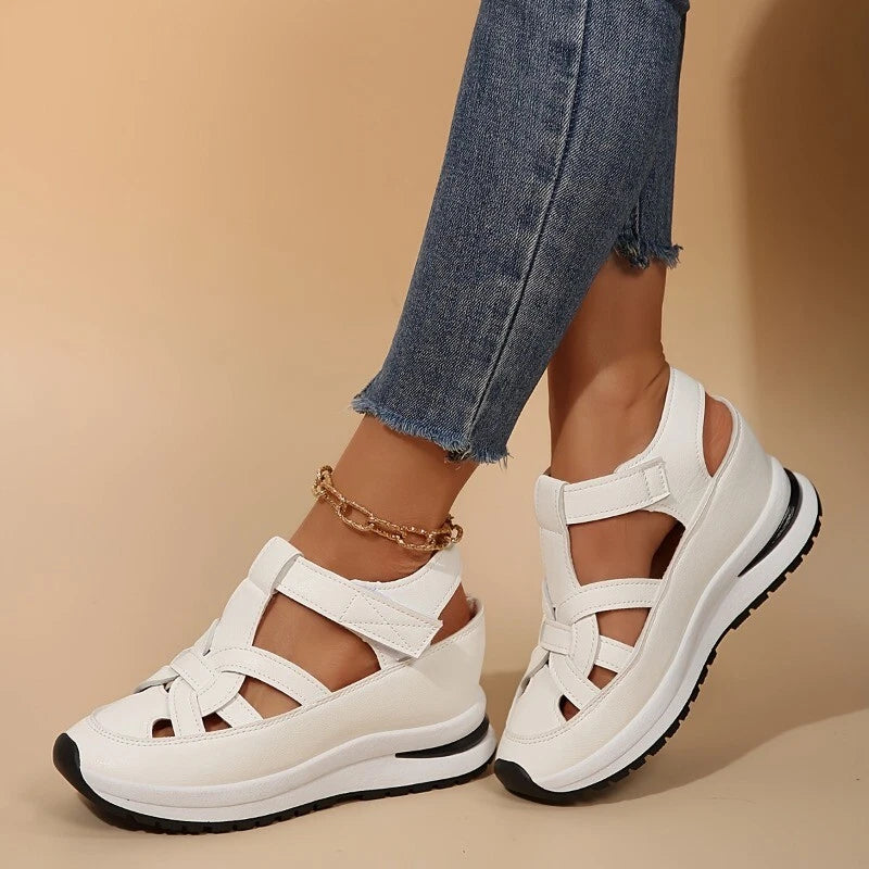 Comfortable Magic Tape Straps Shoes